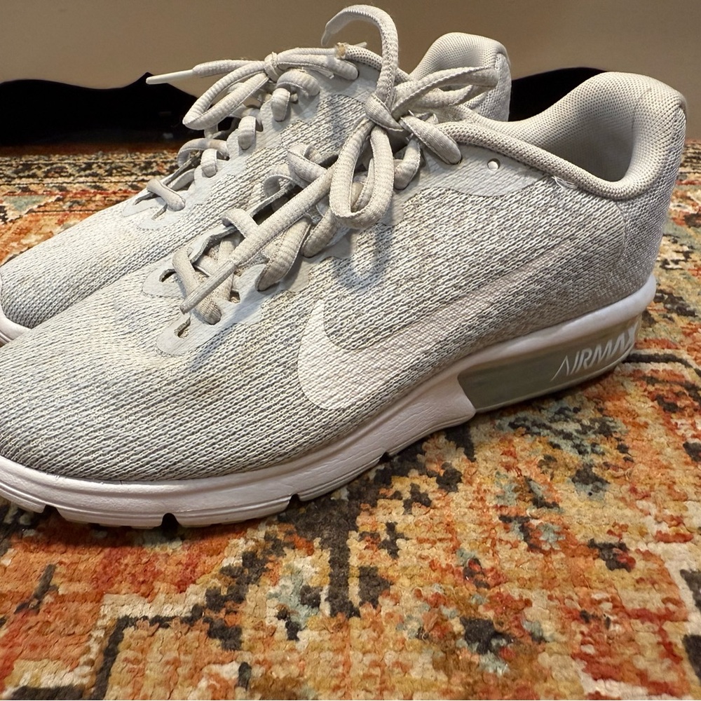 Nike Air Max women’s size 6.5